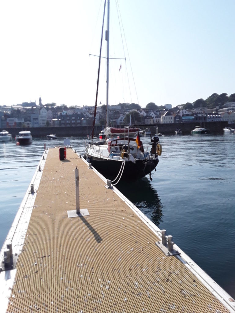 Guernsey ist dicht – auch für Boote mit Motorschaden
